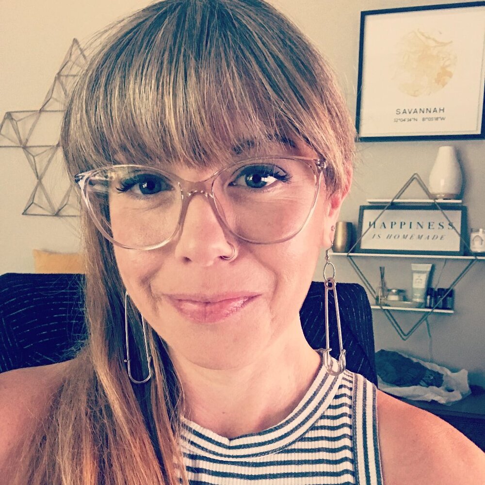 Meet your Posher, Amie